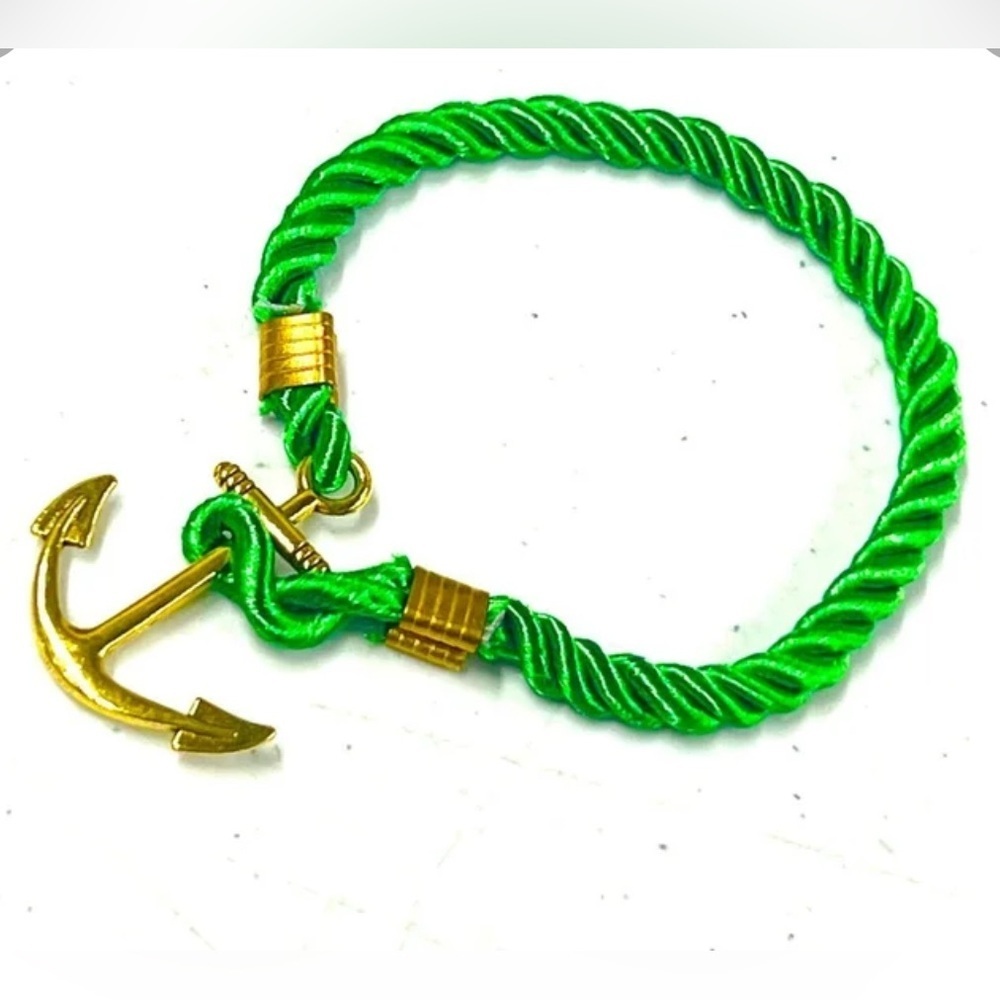 St Patrick’s Day Boutique Nautical Gold, snd White anchor bracelet - Picture 2 of 4